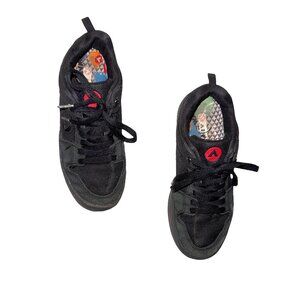 Size 4 Boys Black AirWalk Sneakers